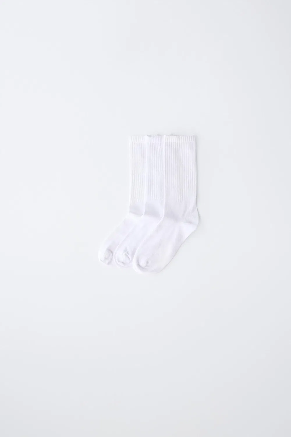 Набор из 3 ребристых спортивных носков. ZARA, White