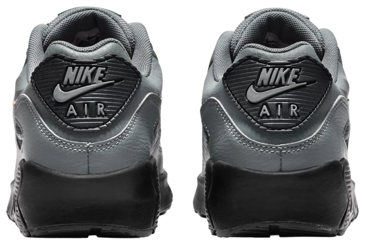 Кроссовки для мальчиков Air Max 90 NN Nike, цвет Black/Smoke Grey/Bright Mandarin — фото 4