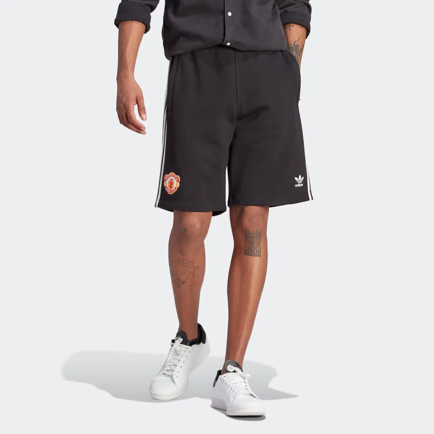 Шорты с логотипом Manchester United OG Adidas, черный — фото 2