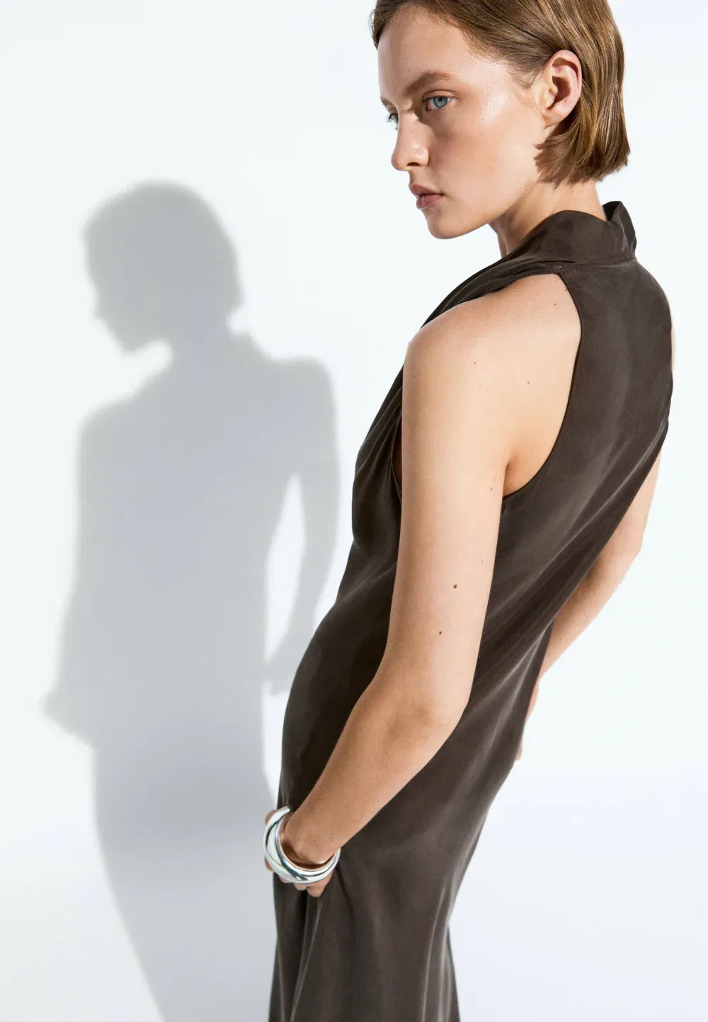 Длинное платье с драпированным вырезом - для особых случаев Massimo Dutti, Dark Brown — фото 2