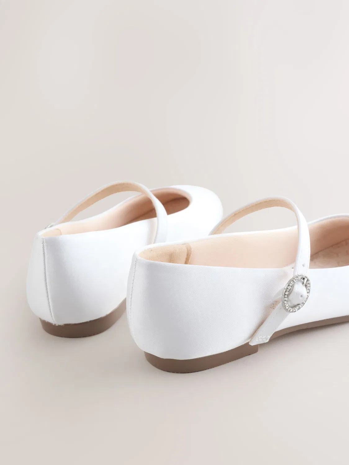 Туфли Мэри Джейн White Stain Resistant Satin Next, белый — фото 4