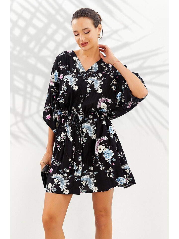 

Короткое платье Milan Kiss, цвет schwarz/hellblau