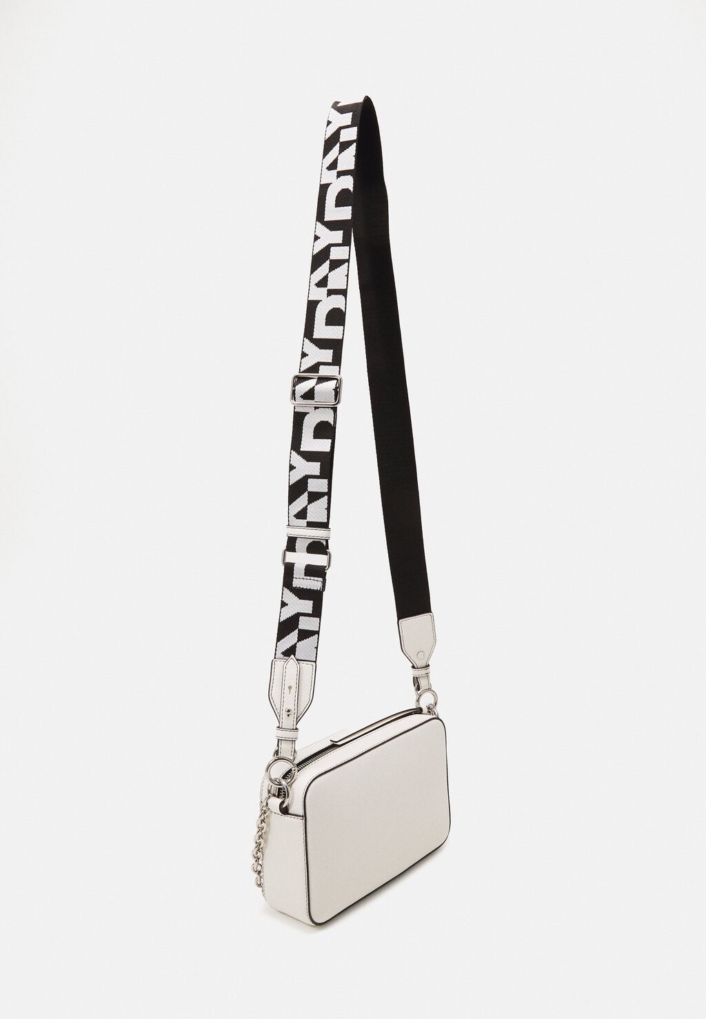 

Большая сумка HEART OF CAMERA BAG DKNY, белый