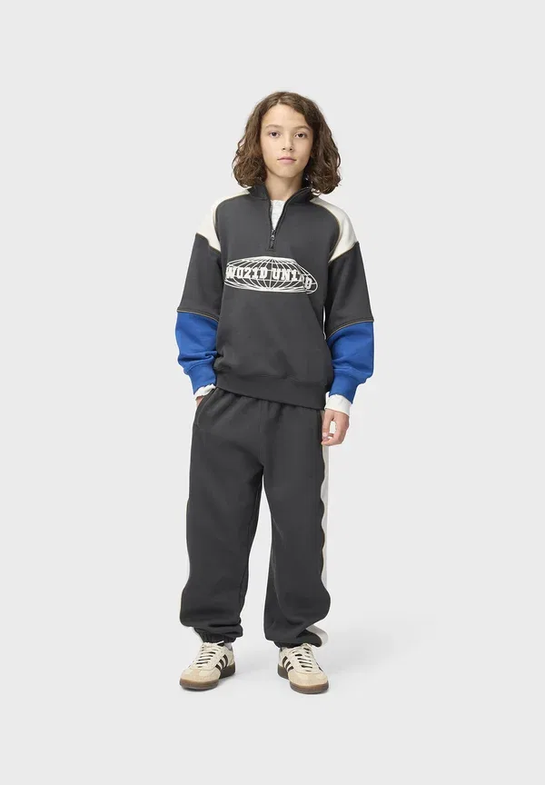 Свитшот с принтом Marty quarter zip Molo Pirate Black, черный