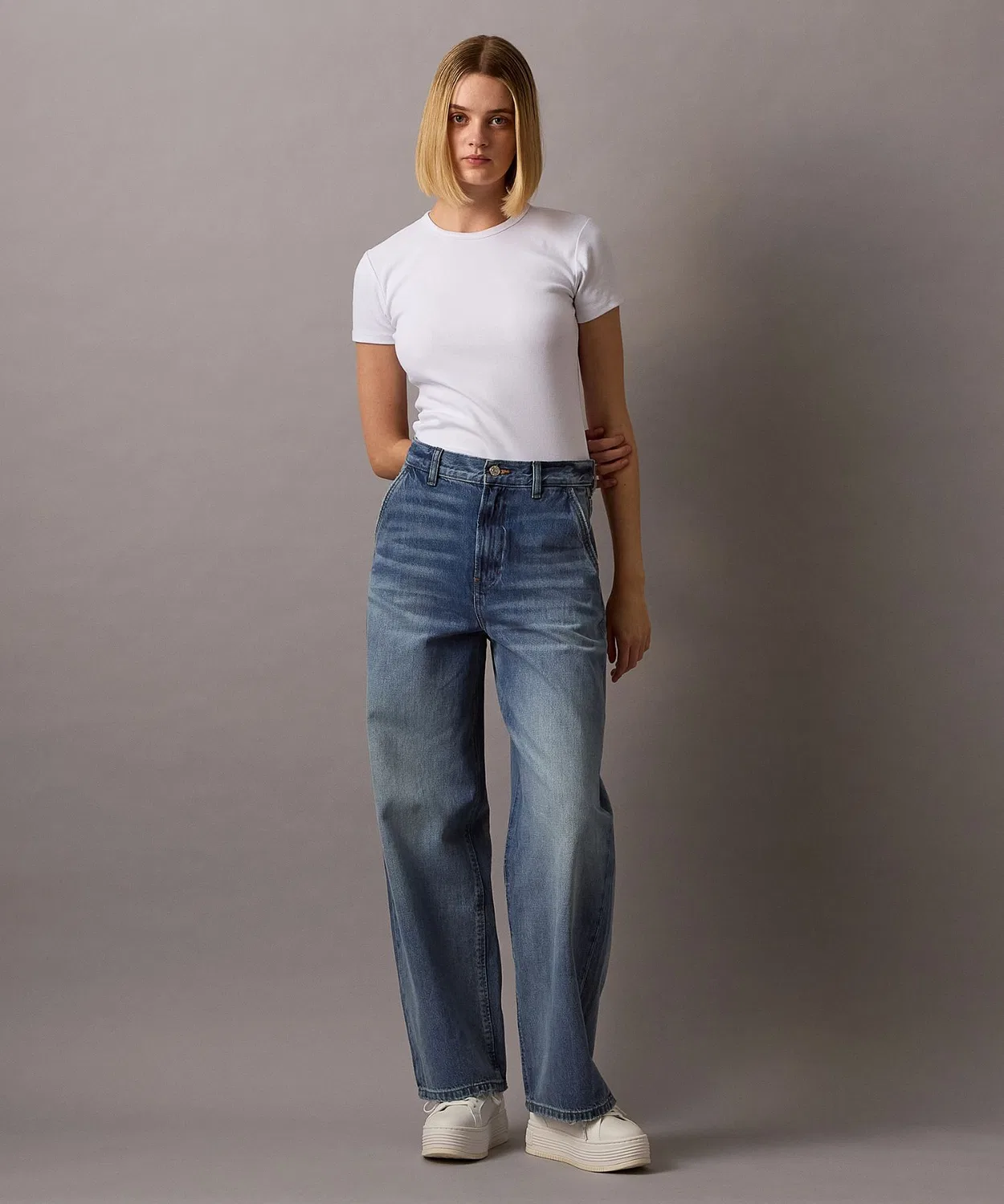 Женская футболка с длинным рукавомContour Rib T-Shirt Calvin Klein, Белый — фото 3