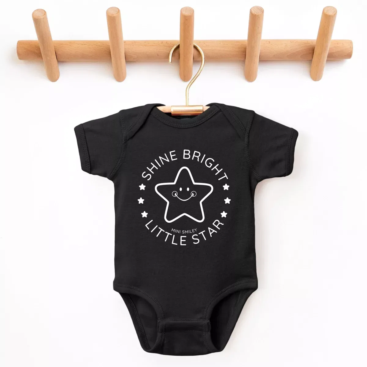Детское боди для мальчиков с коротким рукавом Mini Smiley Shine Bright Little Star The Juniper Shop, Black — фото 2