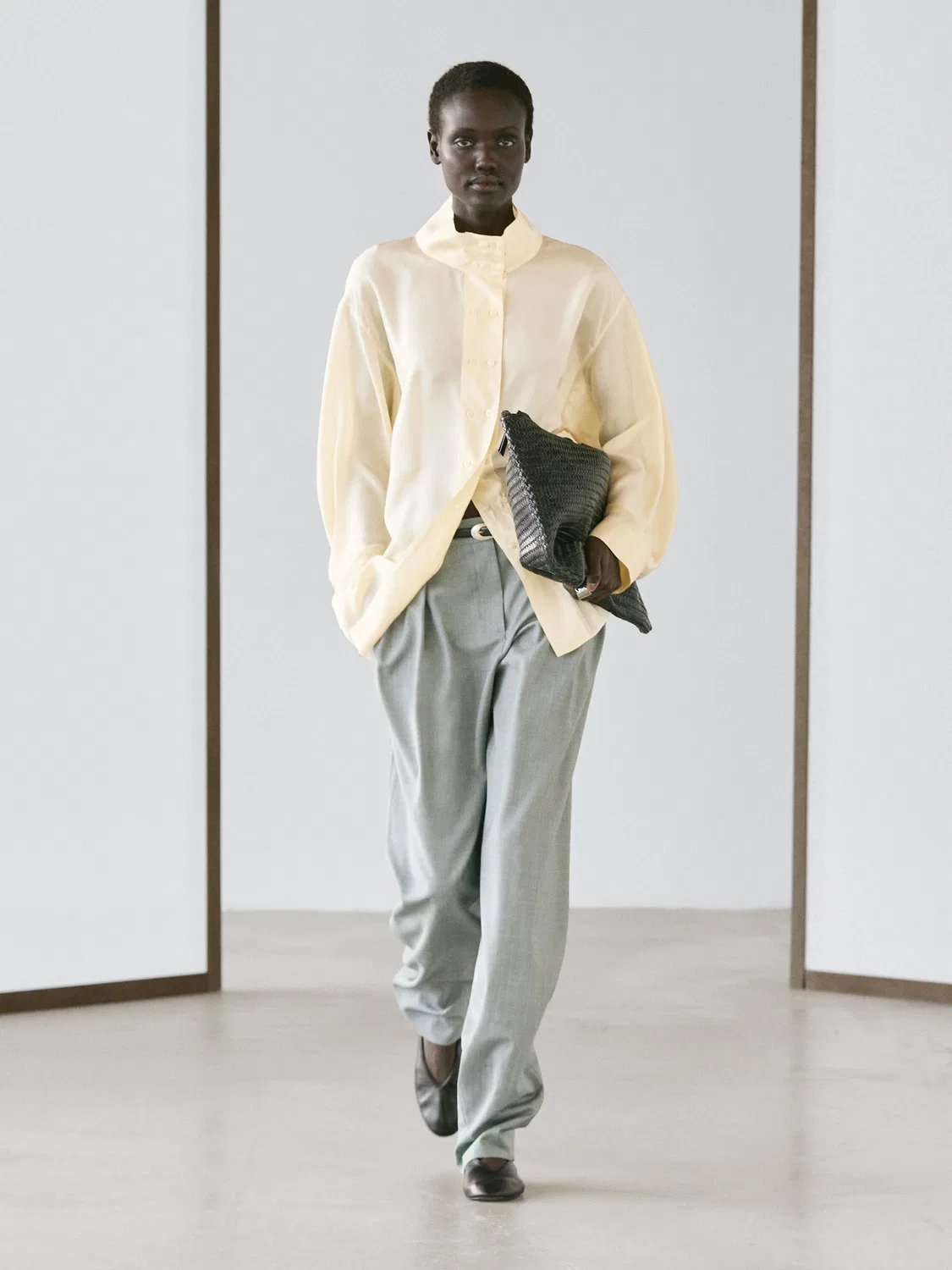 Свободные брюки с вытачками Massimo Dutti, серый
