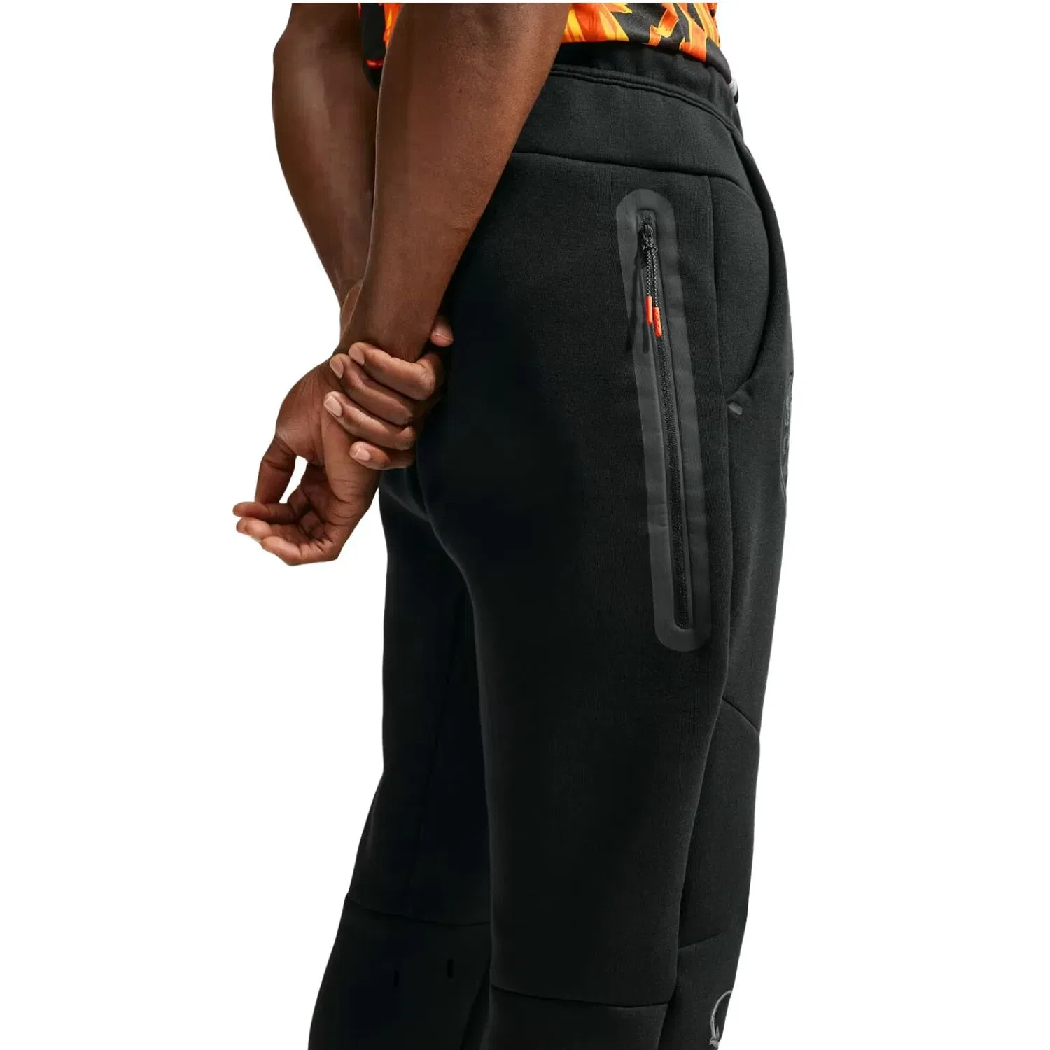 Мужские спортивные брюки из футера с принтом Nike x Netherlands x Patta Cryoshot Tech Fleece Joggers Black, черный — фото 2