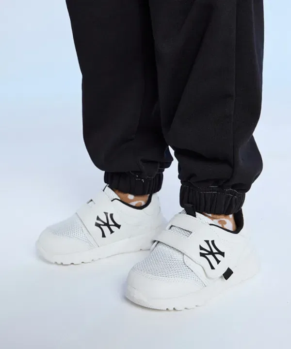 Кроссовки Big Ball Chunky Light Baby NY, белые Mlb Kids — фото 2