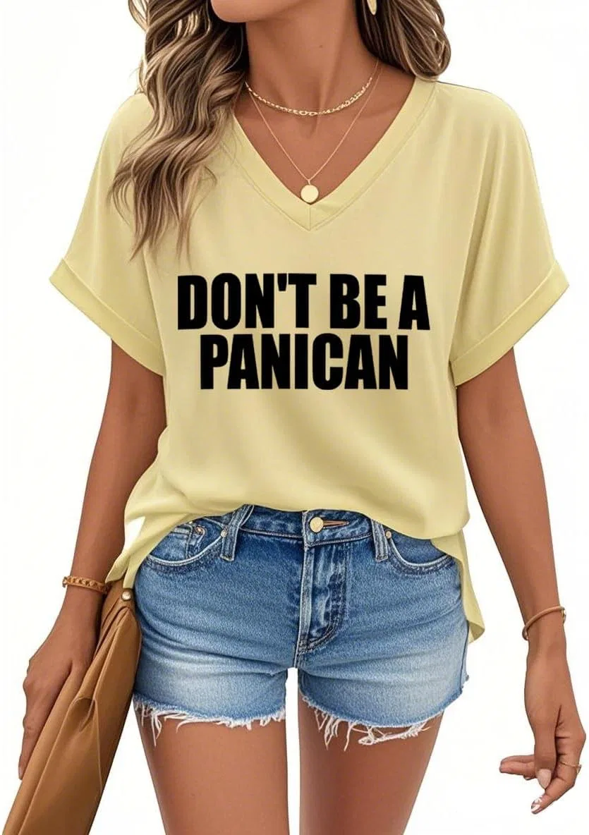 Женская футболка с принтом Letter Print Don't Be A PANICAN, Purple-v — фото 2