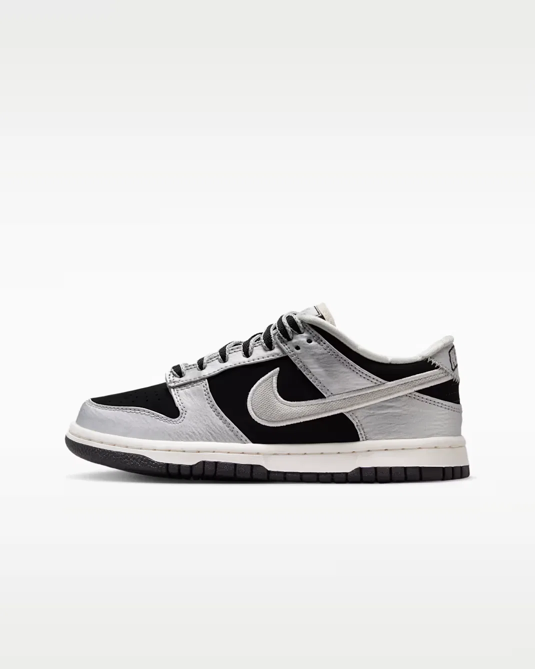 Кроссовки для детей постарше Nike Dunk Low LV8, Metallic Silver/Black/Sail/Metallic Silver