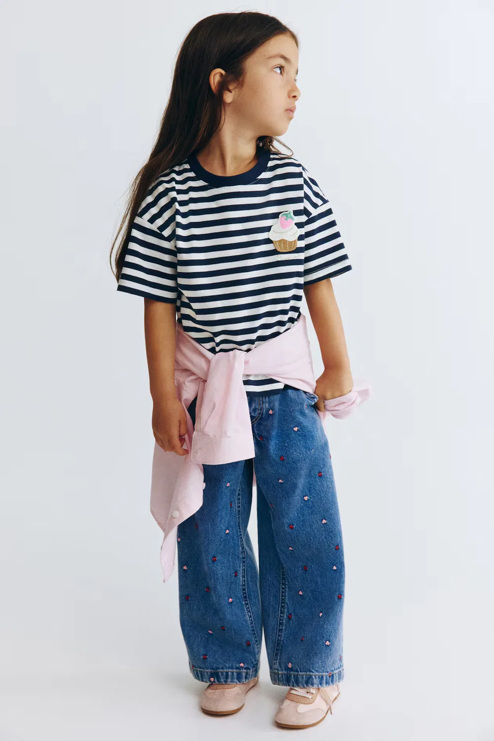 Хлопковая футболка с аппликациями H&M, Weiß/Marineblau Gestreift — фото 2