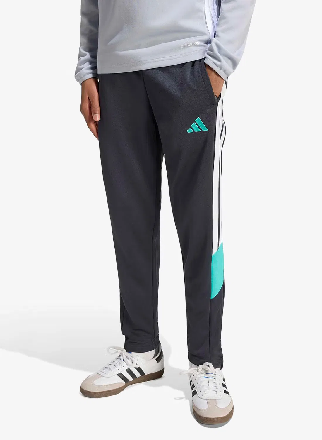 Штаны спортивные с технологией Climacool Tiro 26 Essentials Adidas, серый — фото 3