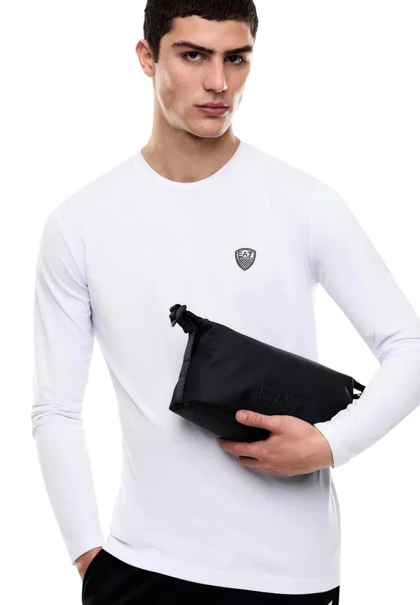 Косметичка Ea7 Emporio Armani, черный — фото 2