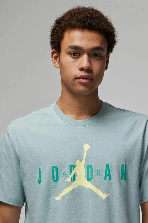 Женская футболка хлопковая Nike Jordan Air Wordmark Graphic T-Shirt, Green — фото 3