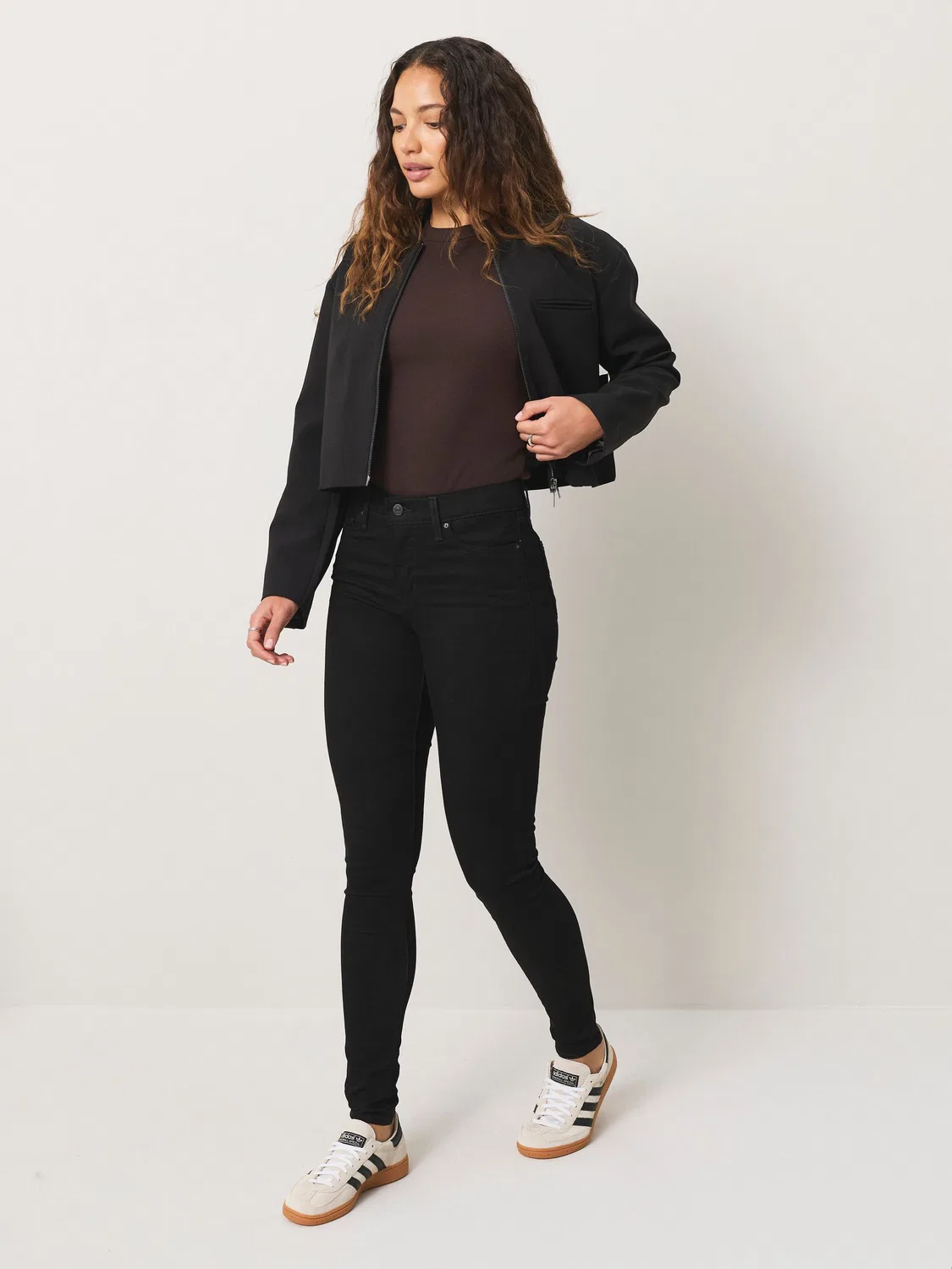 Джинсы Levi's Black Squared 310 Super Skinny Shaping