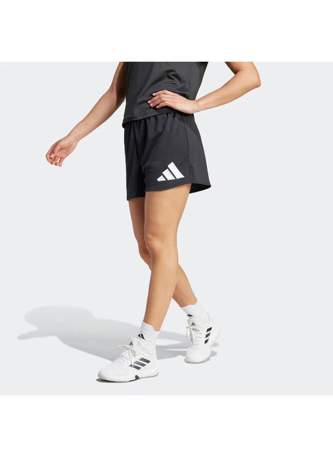 Шорты тренировочные с боковыми разрезами Essential big logo Adidas, черный