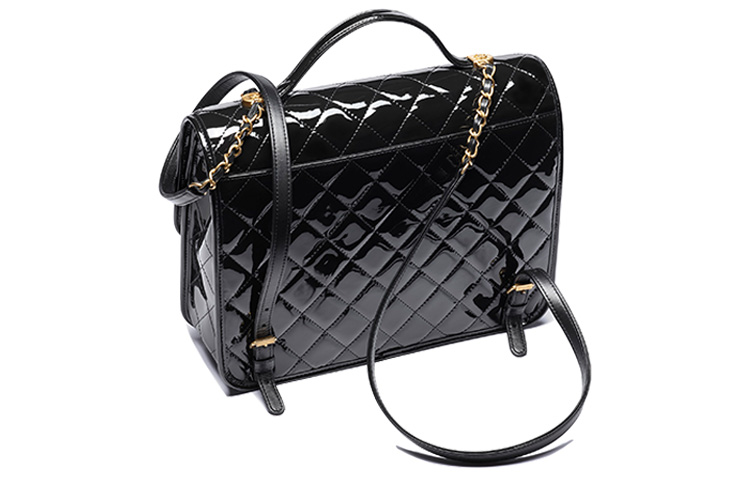 CHANEL 22К осенне-зимний женский рюкзак из лаковой кожи черный — фото 4