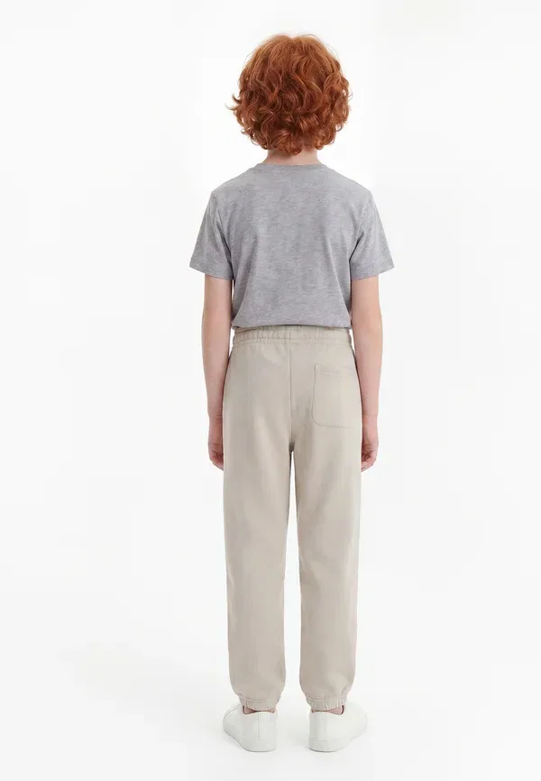 Брюки хлопковые Kids fluffy sweatpants Urban Classics, Cloud, цвет cloud — фото 2