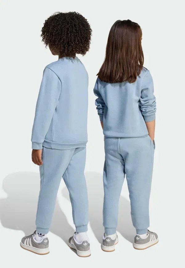 Комплект из спортивных штанов и брюк Adidas Originals, синий — фото 2