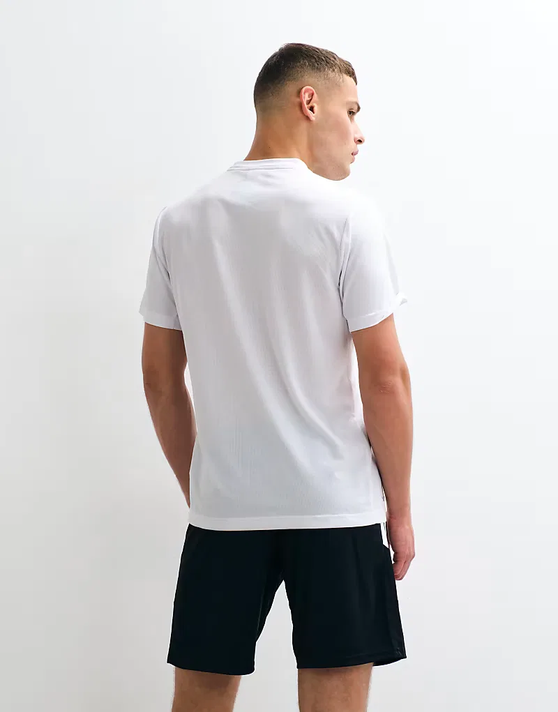 Футбольные шорты Adidas Tiro с тремя полосками, черный — фото 4