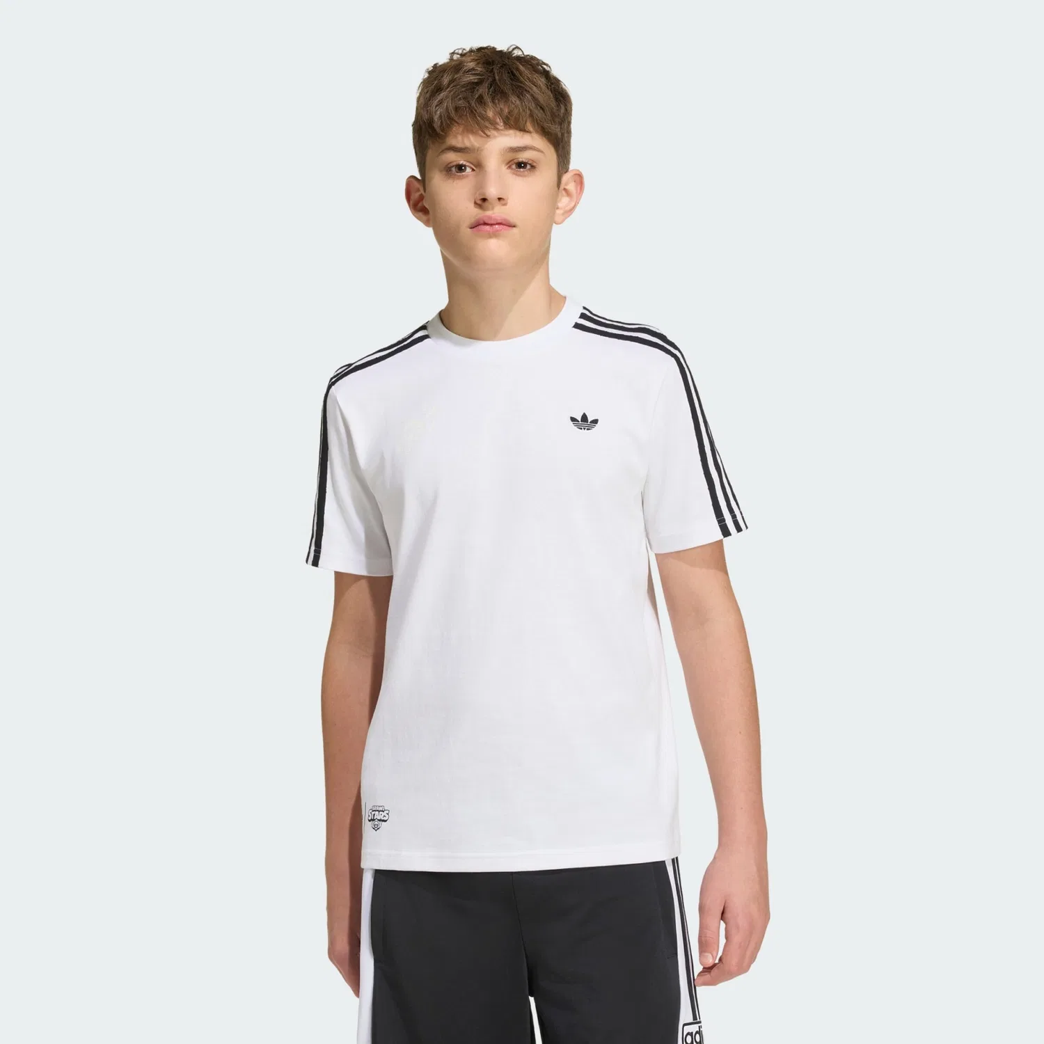 Футболка Adidas Originals белого цвета — фото 2