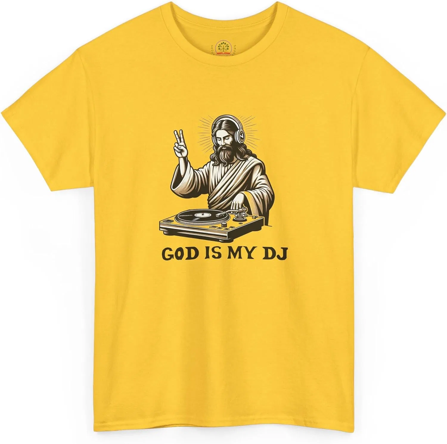 Мужская футболка с принтом God is My DJ, Daisy — фото 3