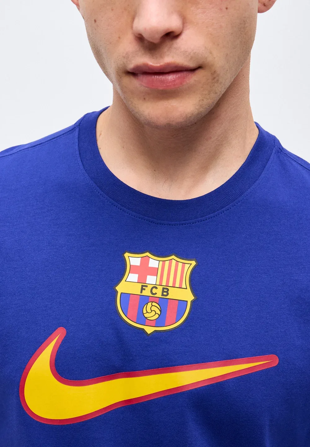 Футболка FCB - клубная одежда Nike Performance, Deep Royal Blue — фото 4