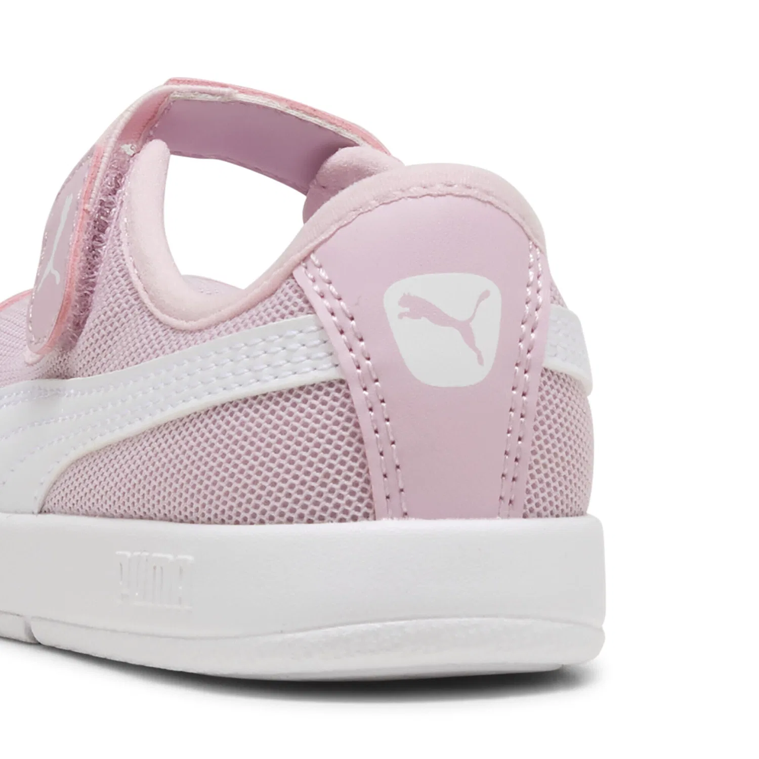 Детские кроссовки для девочек с липучкой Courtflex v3 Lina Puma, Rosa Weiss — фото 2