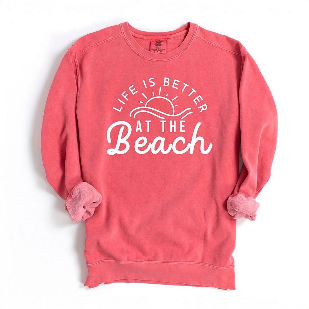 

Толстовка Life Is Better At The Beach, окрашенная в одежду Sun Simply Sage Market, цвет Watermelon