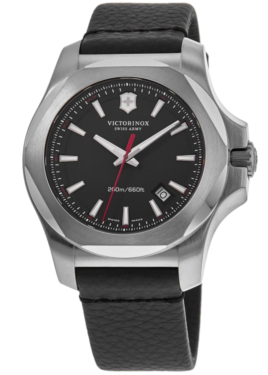 

Victorinox Swiss Army INOX черные кожаные мужские часы с черным циферблатом 241737