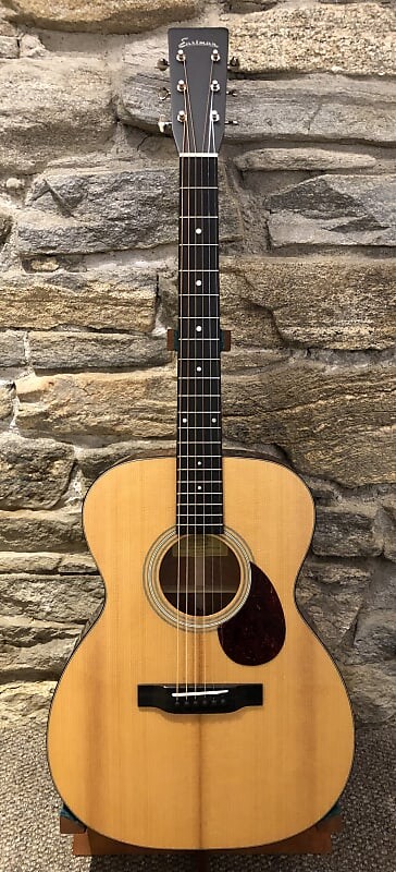 

Акустическая гитара Eastman E10OM-TC 2023