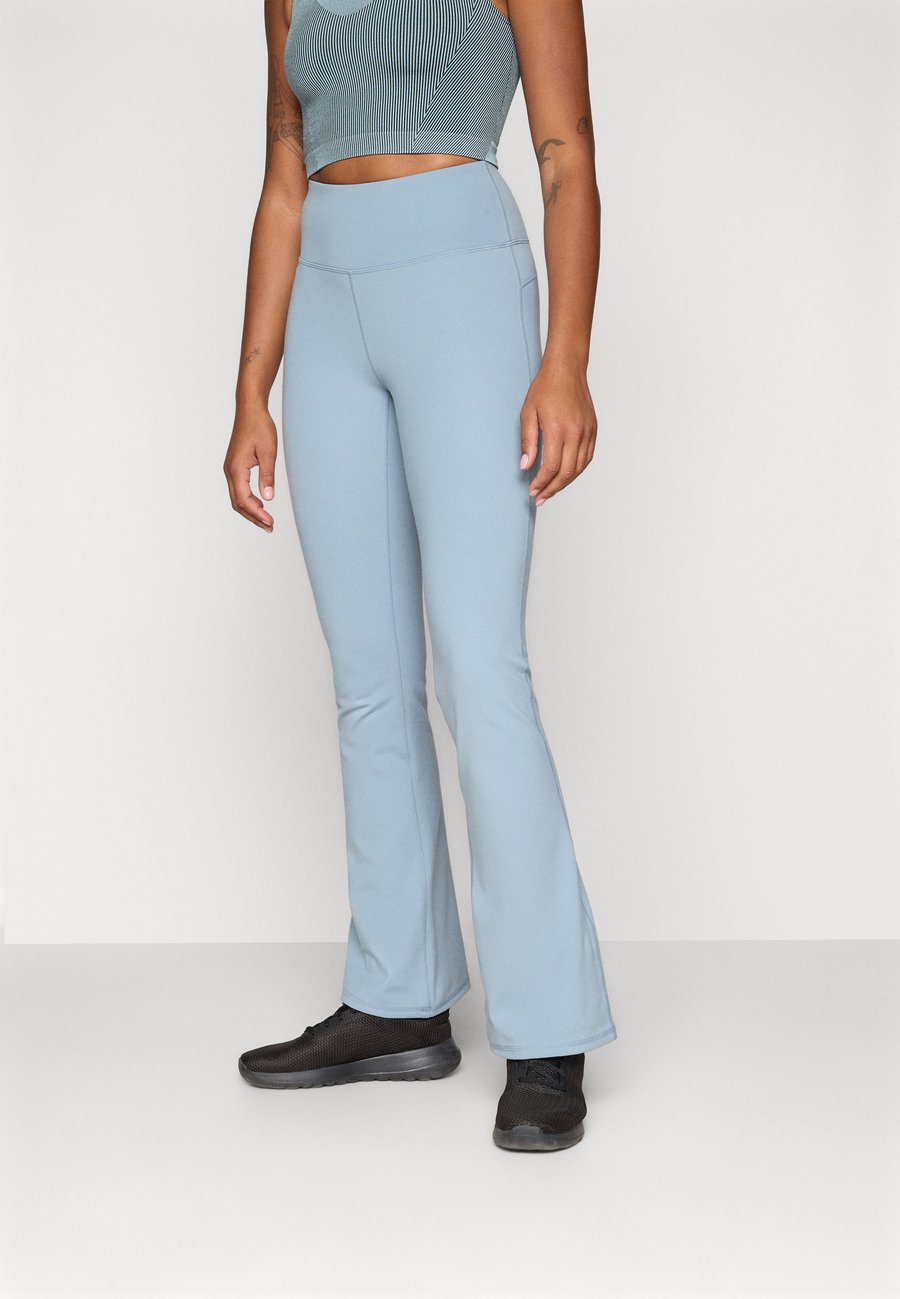 

Леггинсы Champion TRAINING FLARE LEGGINGS INTERLOCK, Light Blue