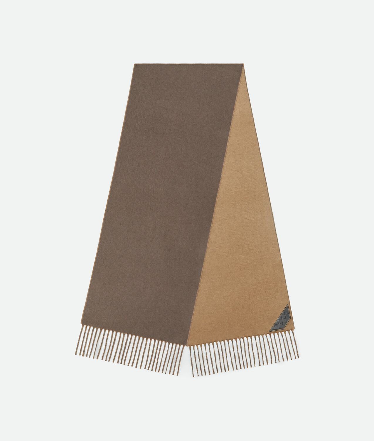 

Bi-color cashmere scarf BOTTEGA VENETA, бежевый/черный