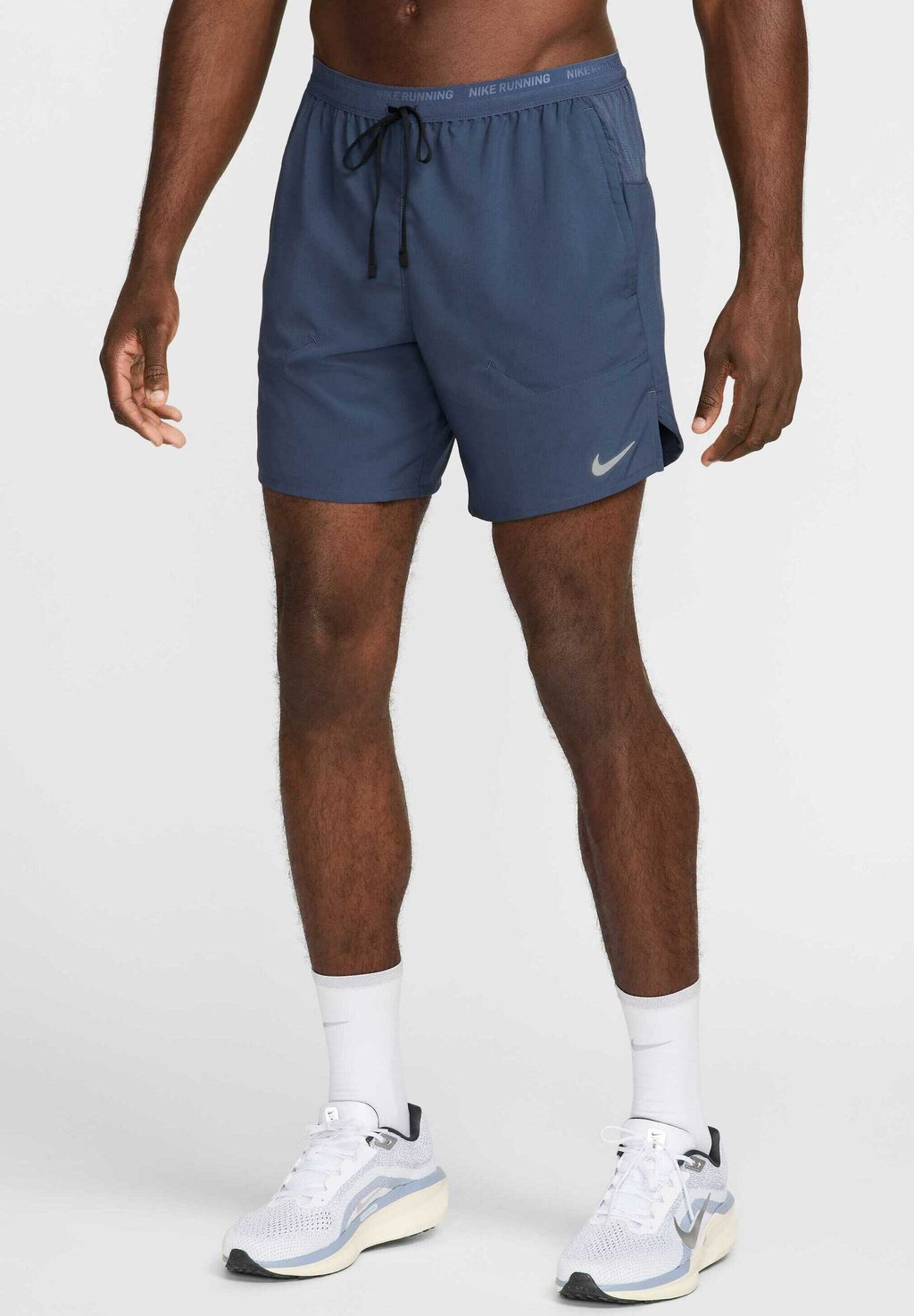 

Шорты 2 в 1 STRIDE 2IN1 Nike Performance, синий