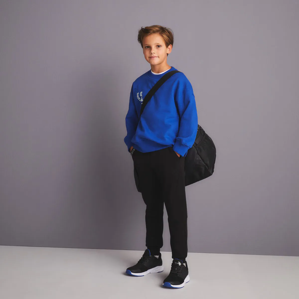 

Длинные брюки Boomerang Sportcasual для мальчиков с манжетами, черный