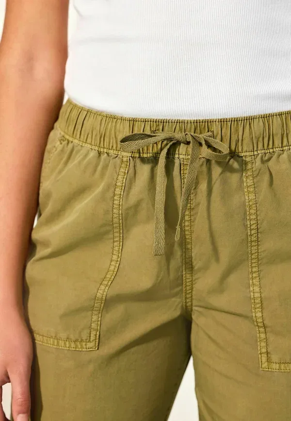 Брюки чинос Next, Regular fit cropped utility chino trousers, хаки — фото 3