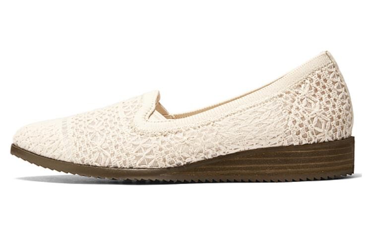 

Кроссовки Skechers Modern Comfort Lifestyle Shoes Women's Low-top Beige, бежевый