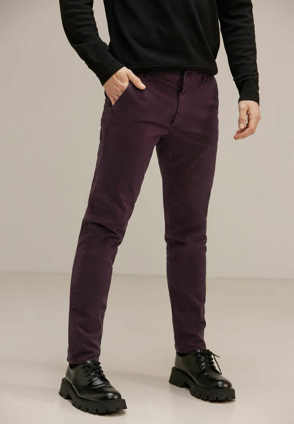 

Чино Street One MEN, гниль