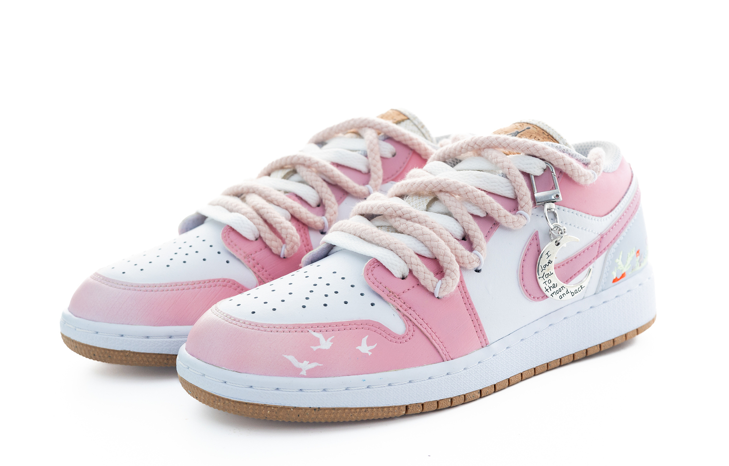 Air 1 Cherry Moon Wander нескользящие устойчивые к истиранию низкие детские скейтбординг кроссовки White Jordan, розовый — фото 4