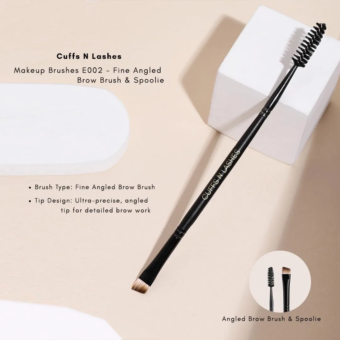 Двусторонняя кисть для бровей Cuffs N Lashes, тонкая угловая кисть и спули, синтетический ворс, 1 шт — фото 2