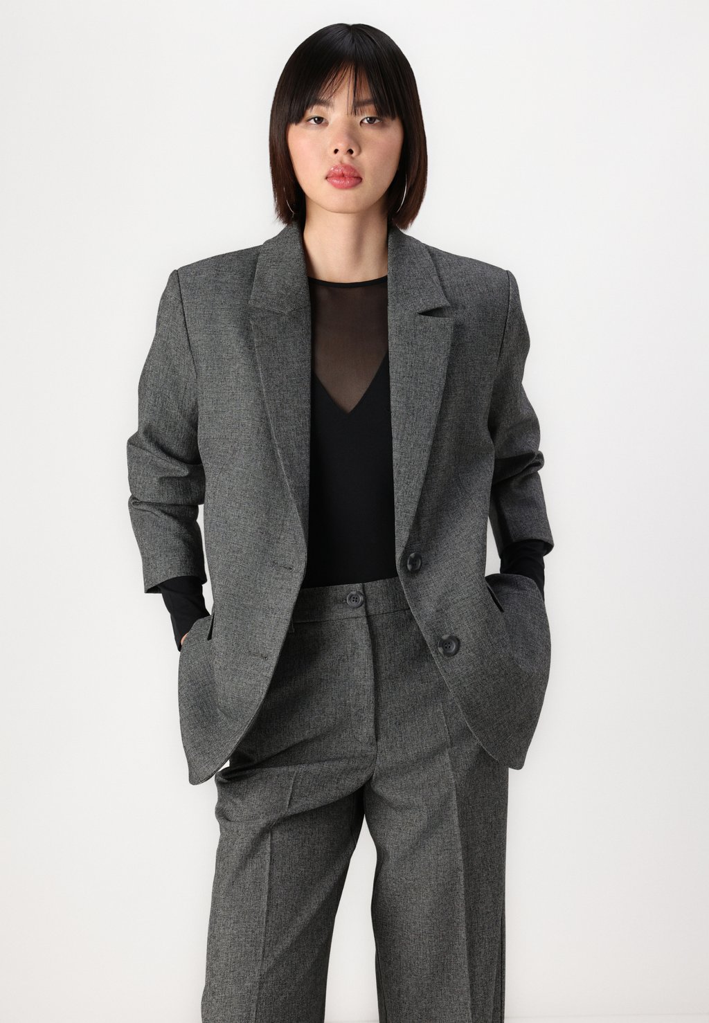 

Брюки JDYBLOOM SIRI STRAIGHT PANT JDY, черный