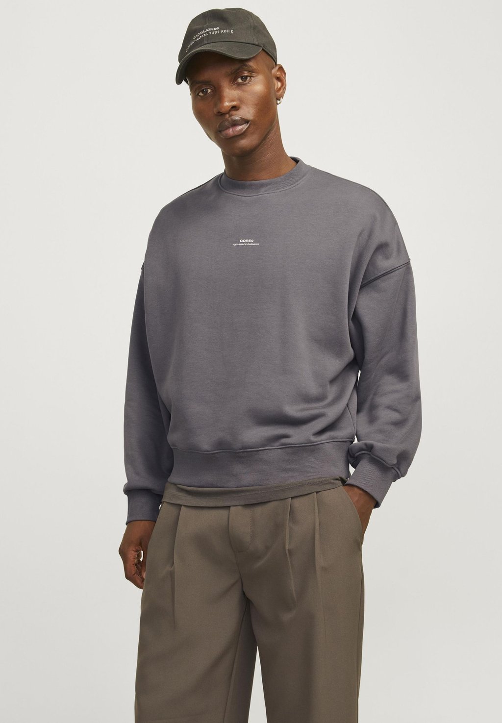 

Толстовка JCOTERRAIN CREW NECK Jack & Jones, серый