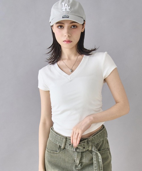 

Футболка с V-образным вырезом и присборенным низом ANAP, белый