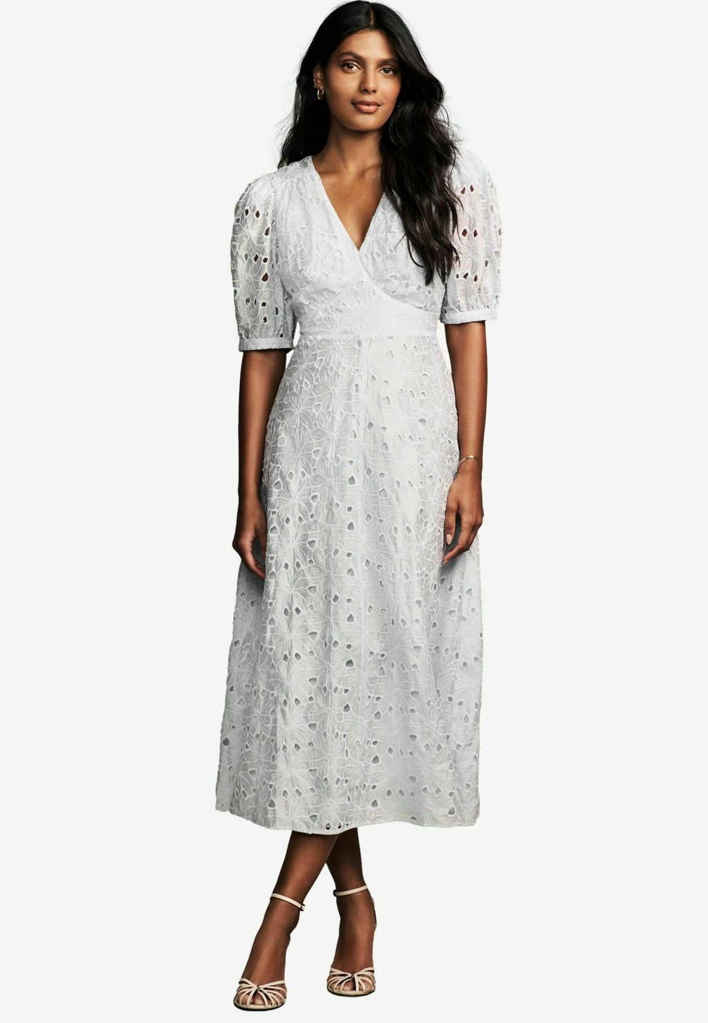 

Повседневное платье REGULAR FIT - FLORAL PRINT LACE Laura Ashley, кремовый