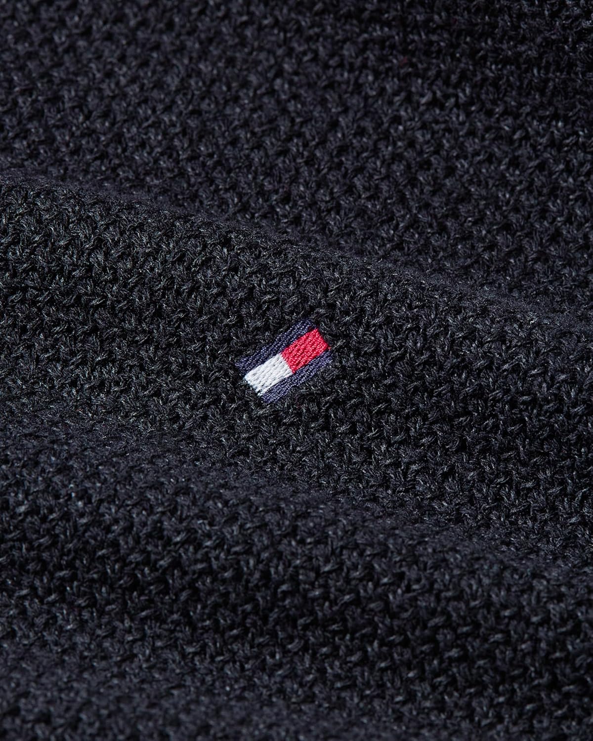 Мужские трикотажные рубашки-поло Tommy Hilfiger с коротким рукавом и V-образным вырезом, классического кроя, с эластичной вставкой, Desert Sky — фото 4