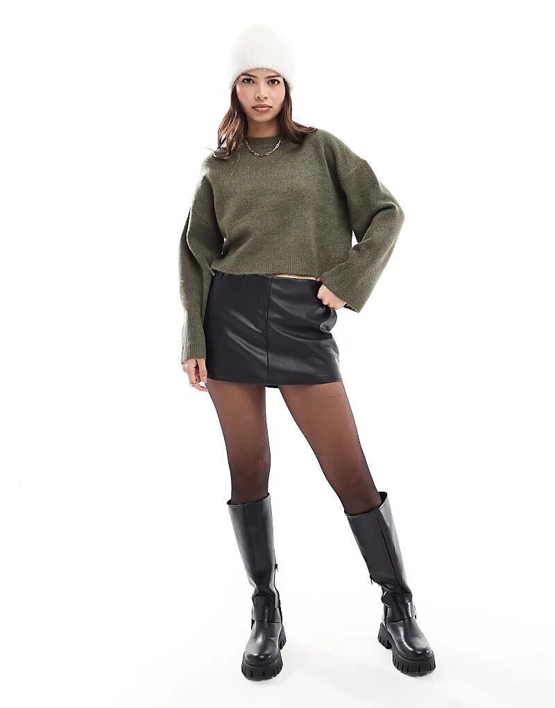 

Джемпер свободного кроя ASOS DESIGN цвета хаки с круглым вырезом и широкими манжетами