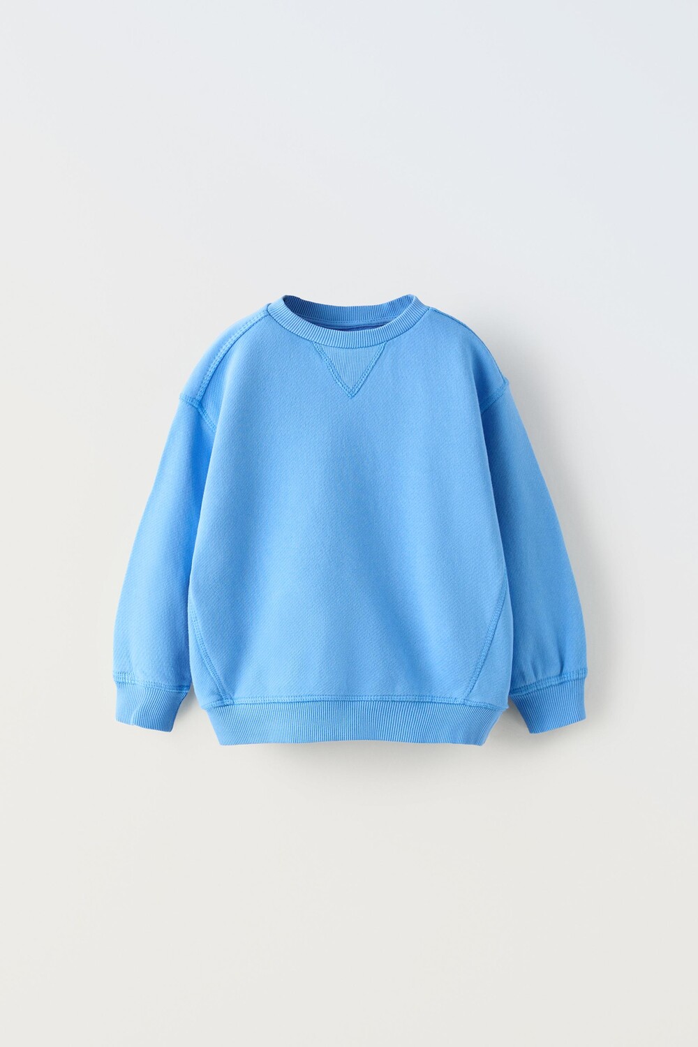 

Плюшевая толстовка с контрастными швами ZARA, голубоватый