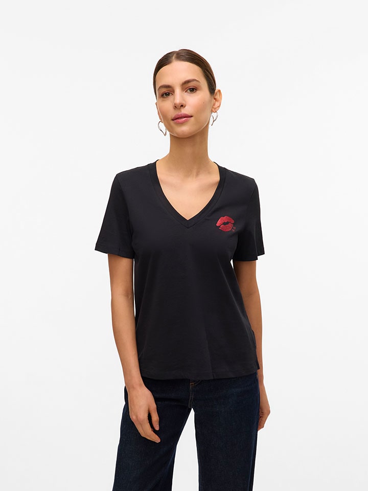 

Футболка Vero Moda, черный