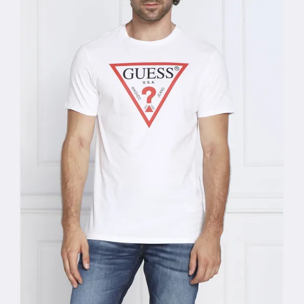 

Футболка стандартного кроя с тремя логотипами Guess, белый